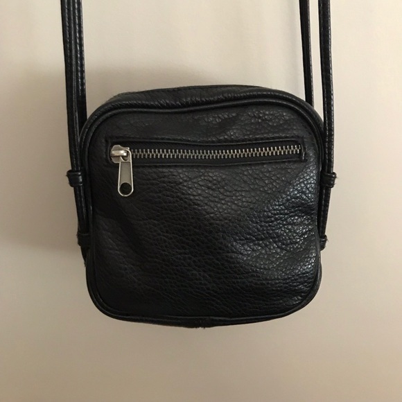 Cross bossy bag - Picture 2 of 3